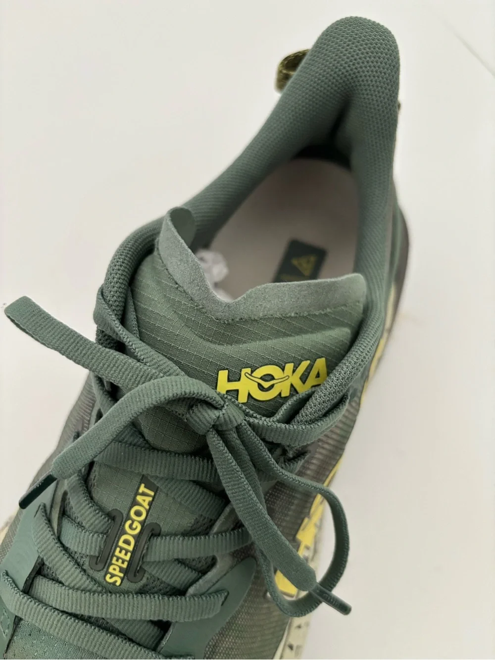 Hoka Speedgoat 6 Wide Trail Running Sneakers  Size 10